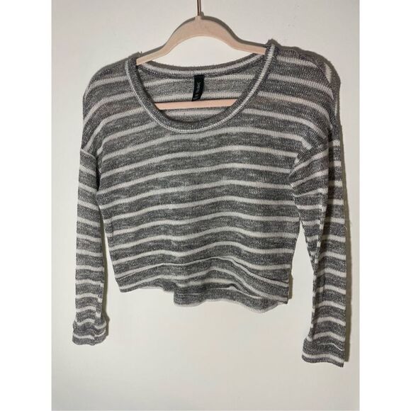 Nollie XS Striped Metallic Shimmery Long Sleeve Crop Top - Picture 1 of 3